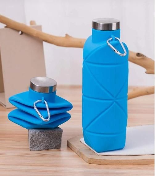 Reusable Foldable Silicone Water Bottle with Portable Buckle Silicone 700Ml